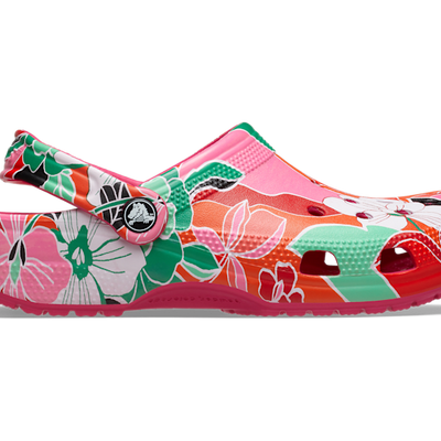 Crocs Unisex Classic Clog - Woodcut Floral Dragon Fruit